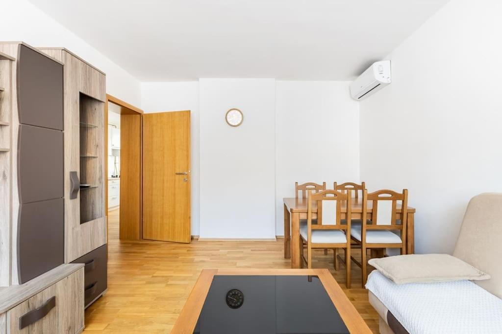 Apartman Dino SJJ Exterior photo